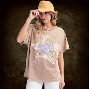 New: Easel The Stars Boho Embroidered Patchwork Star Lightweight Top• Small